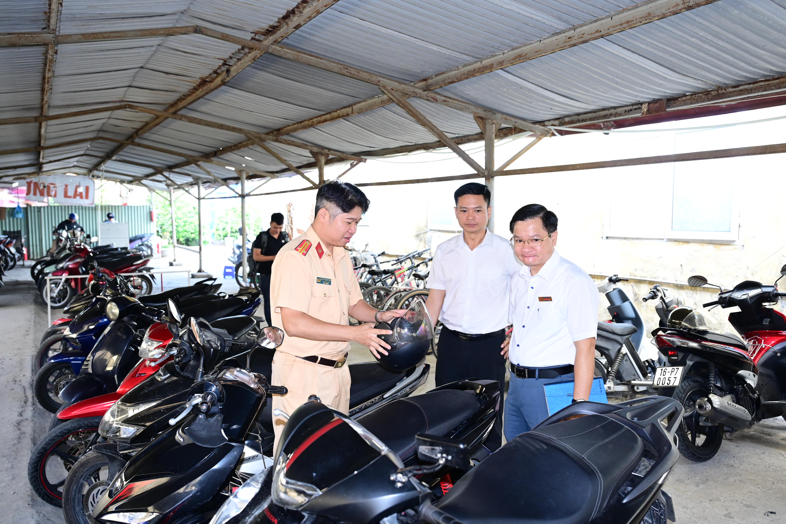 Phòng Cảnh sát giao thông: Tích cực vận động quần chúng tham gia bảo đảm trật tự an toàn giao thông